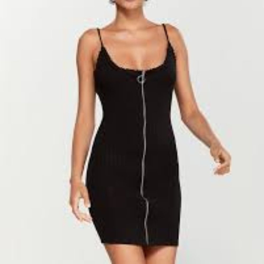🟠🟠🟠NWT Love Tree Rib Zip Front Bodycon Dress